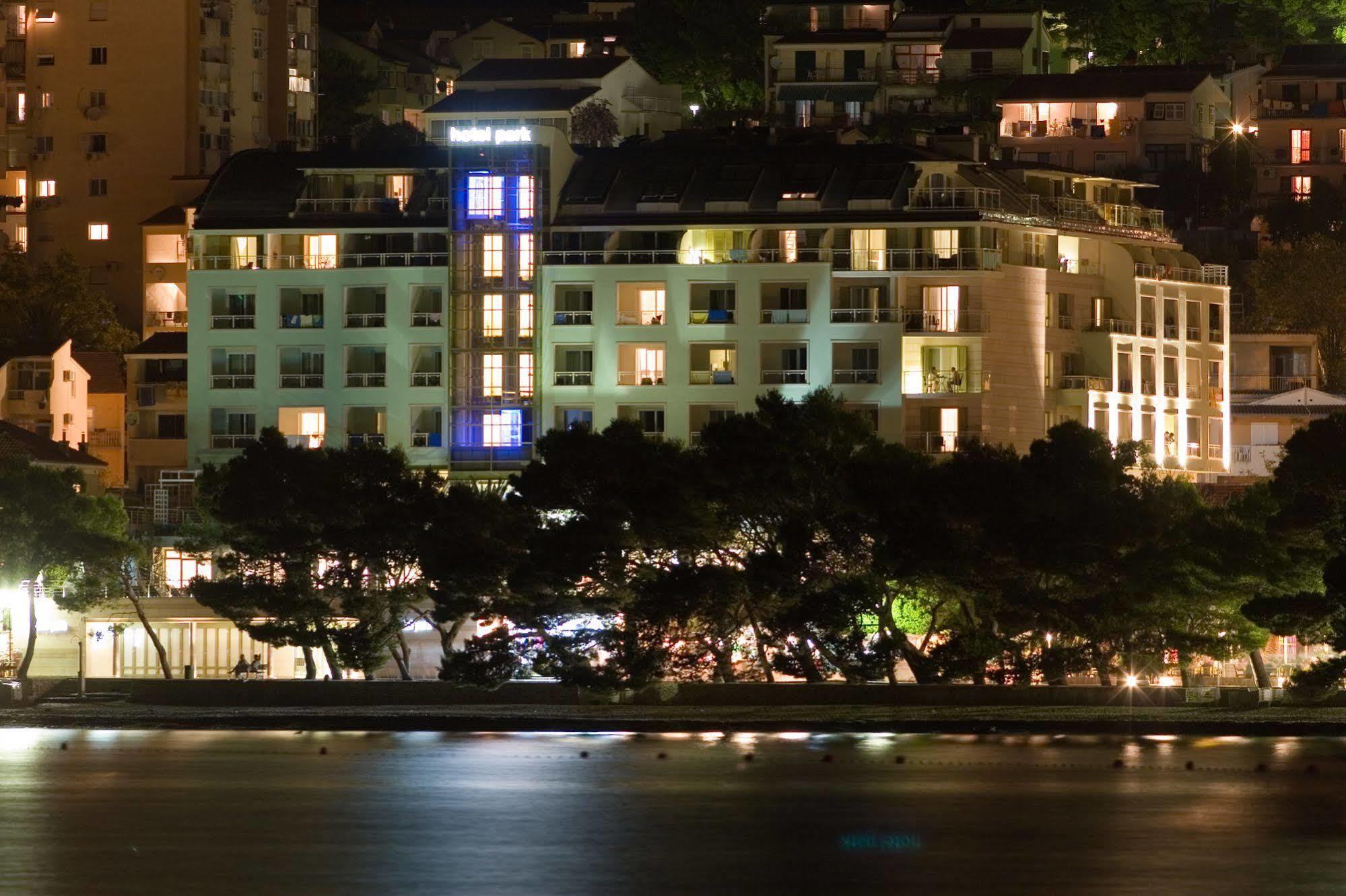 Hotel Park Makarska Esterno foto